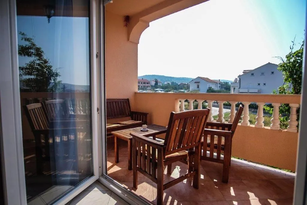 Apartment Barbat 5 Croatia